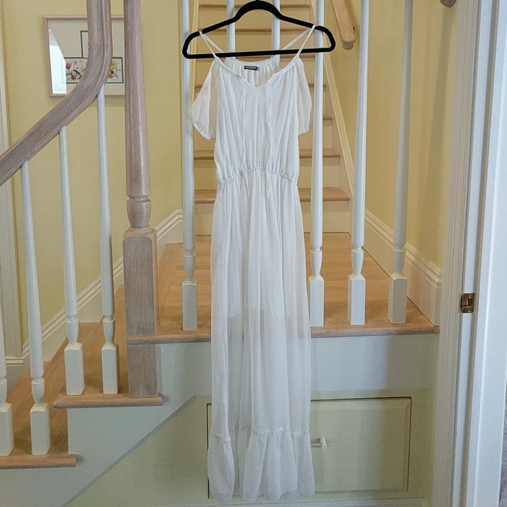 White Maxi